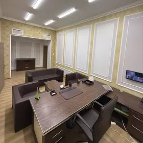 Ofis uçin arenda Pol podwal