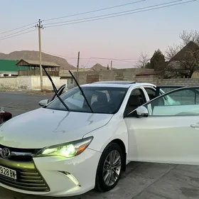 Toyota Camry 2015