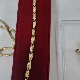 satlyk gyzyl braslet bolt