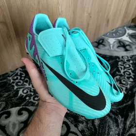 Nike Zoom Mercurial Vapor 15