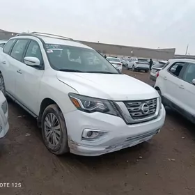 Nissan Pathfinder 2020