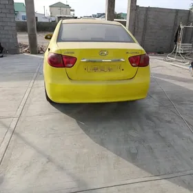 Hyundai Elantra 2010