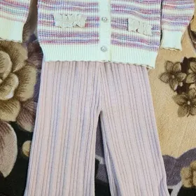 тёплый вязаный комплект на дев