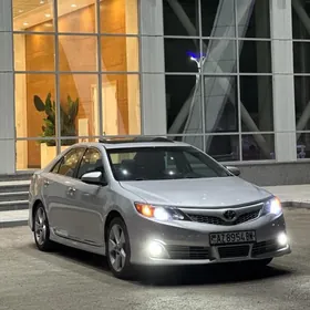 Toyota Camry 2013