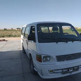 Toyota Hiace 2002