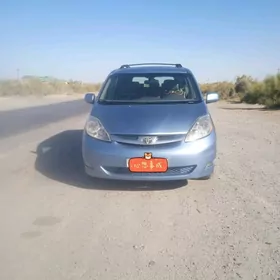 Toyota Sienna 2005