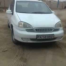 Daewoo Tacuma 2002