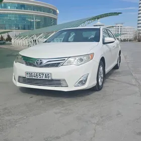 Toyota Camry 2013
