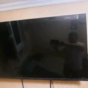 телевизор HISENSE