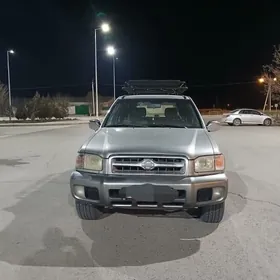 Nissan Pathfinder 2001