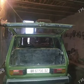 Lada Niva 1985