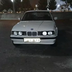 BMW 525 1990