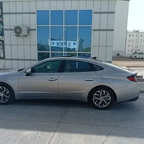 Hyundai Sonata 2021