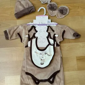 новый комплект 6-9 мес