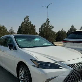 Lexus ES 350 2023