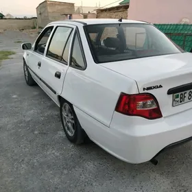 Daewoo Nexia 2011