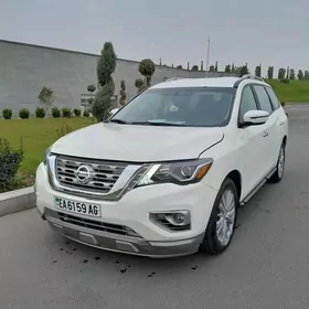 Nissan Pathfinder 2020