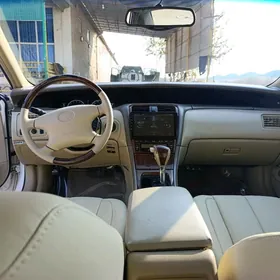 Toyota Avalon 2001