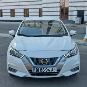 Nissan Versa 2021