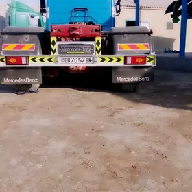 Mercedes-Benz ACTROS 3331 1988