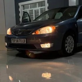 Toyota Camry 2004