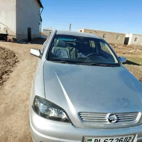 Opel Astra 2003