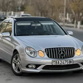 Mercedes-Benz E350 2005