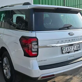 Ford Expedition 2023