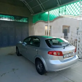 Chevrolet Lacetti 2005