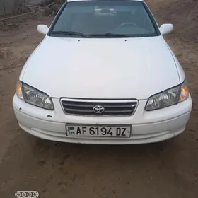 Toyota Camry 1999