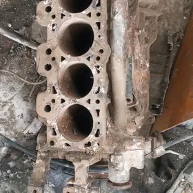 Hyundai Elantra 2010 2.0 Blok