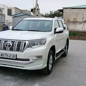 Toyota Land Cruiser Prado 2022