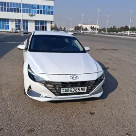 Hyundai Elantra 2021