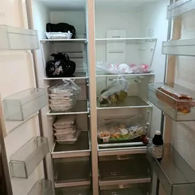 Холодильник Siemens