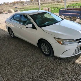 Toyota Camry 2016