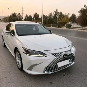 Lexus ES 350 2019