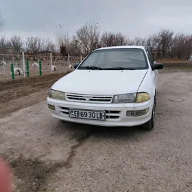 Toyota Carina 1995