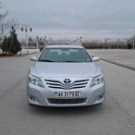 Toyota Camry 2010
