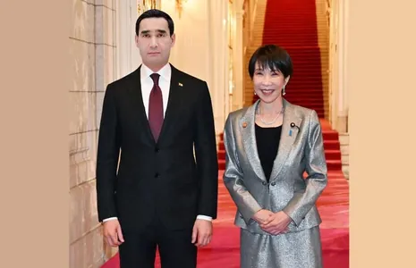 Serdar Berdimuhamedowyň ýaponiýaly işewürler bilen duşuşygyndan soň 11 resminama gol çekildi