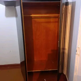 стенка и шкаф