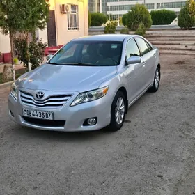 Toyota Camry 2011