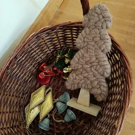 Новогодний игрушки