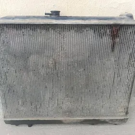 Радиатор Паджеро 3