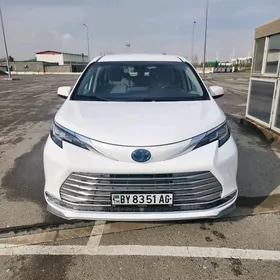 Toyota Sienna 2021