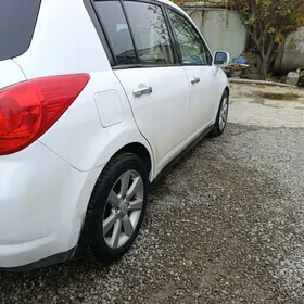 Nissan Versa 2009