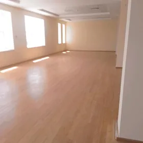 Obezdnoý 1nji etaž 550m²