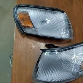 Toyota Corolla poworotnik