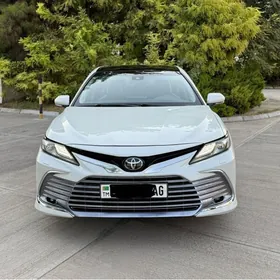 Toyota Camry 2023