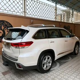 Toyota Highlander 2018