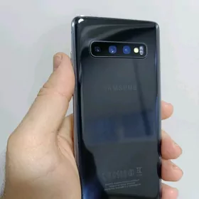 Samsung S10